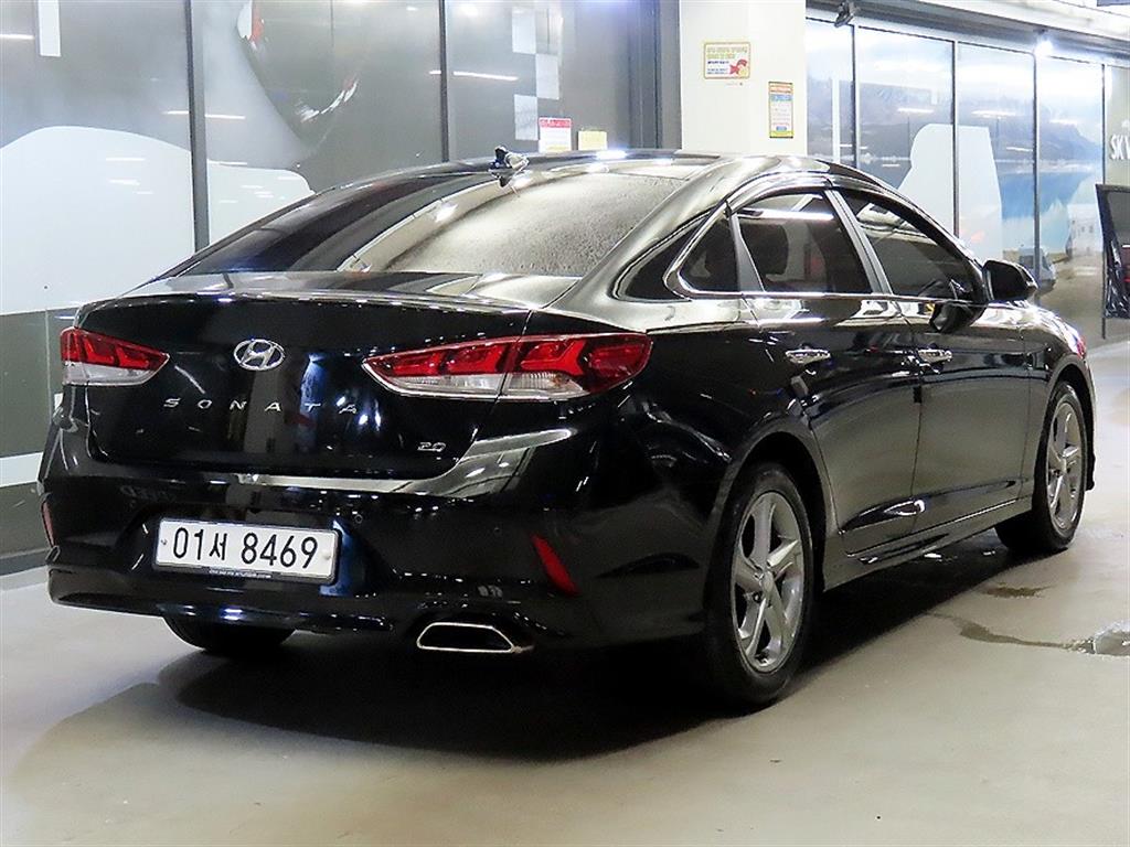 HYUNDAI Sonata - Vista 4