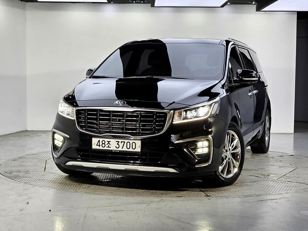 KIA Carnival - Vista 2