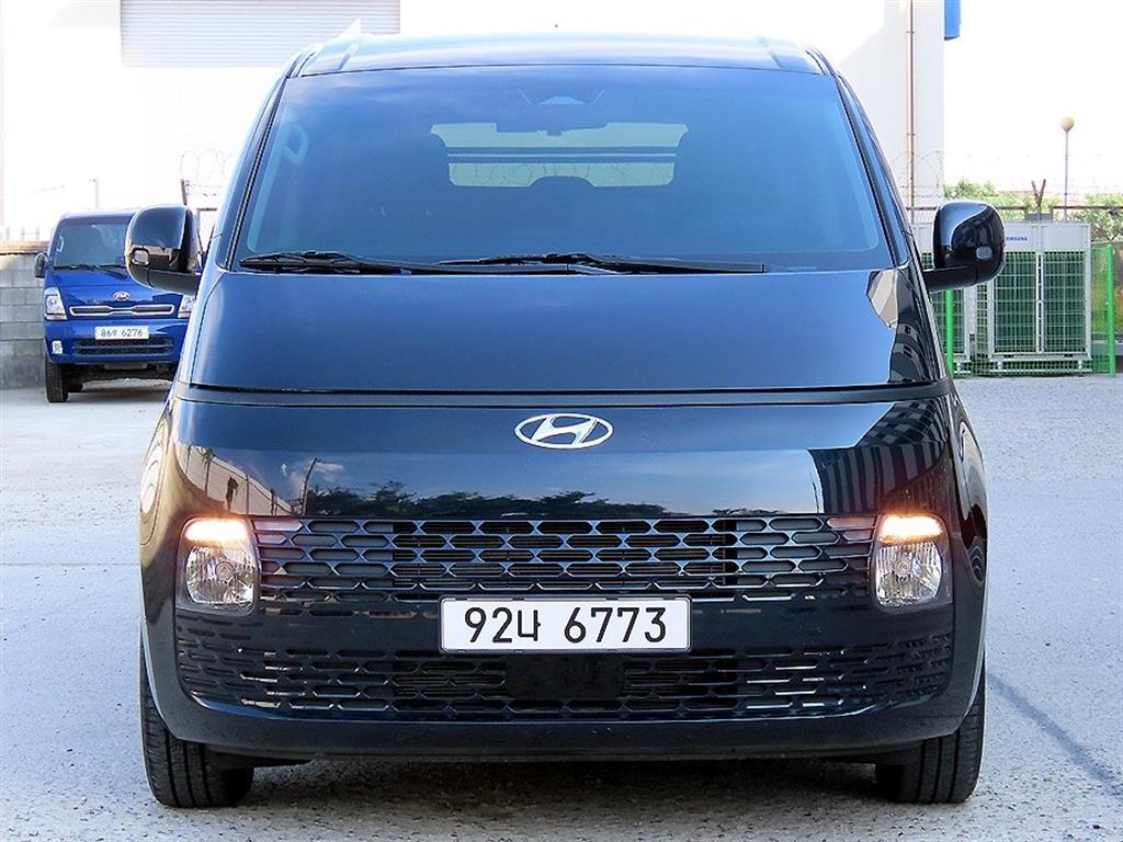 HYUNDAI Staria 2022 Gris - Importación desde Corea - HF Imports Iquique - Foto 1