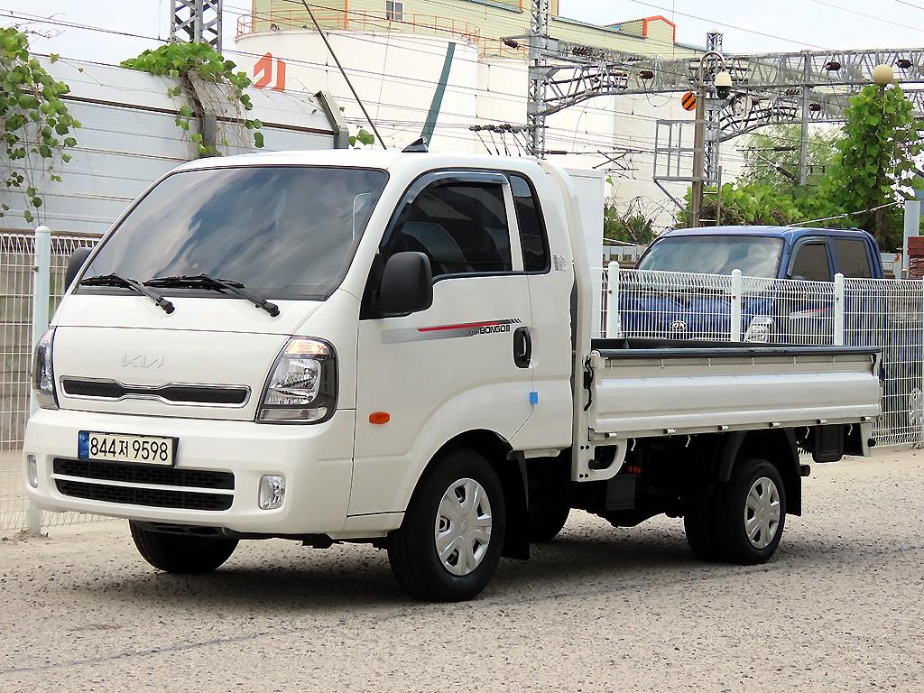 Small Truck Cargo (small) - Vista 2