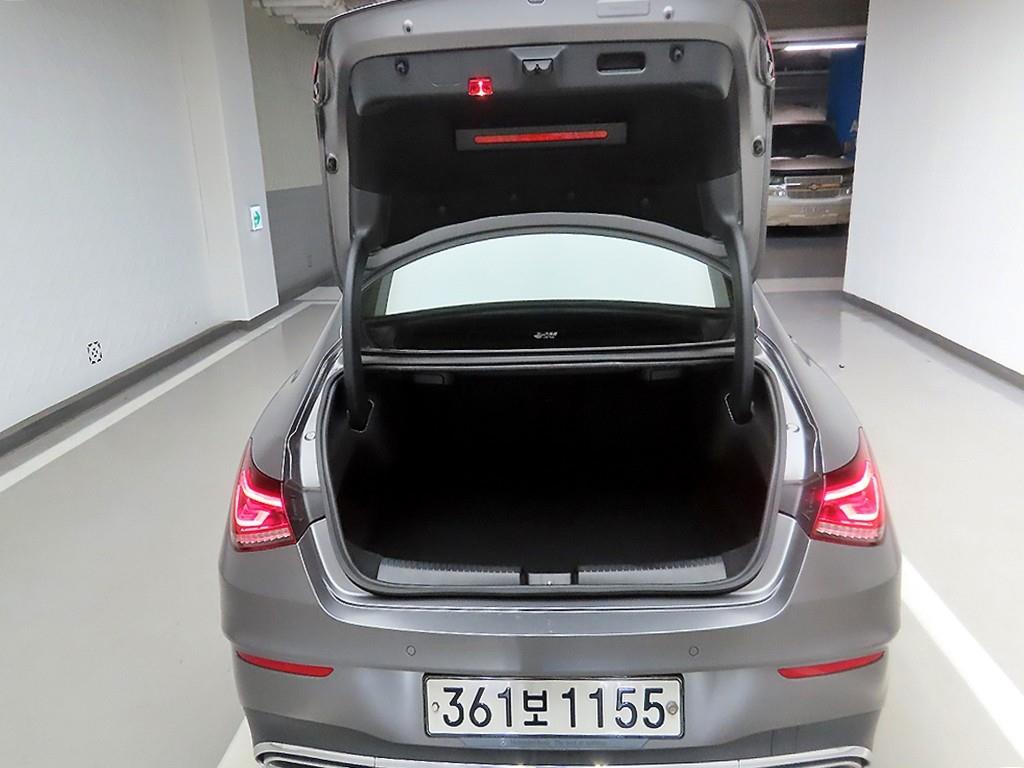 Mercedes Benz CLA Class - Vista 5