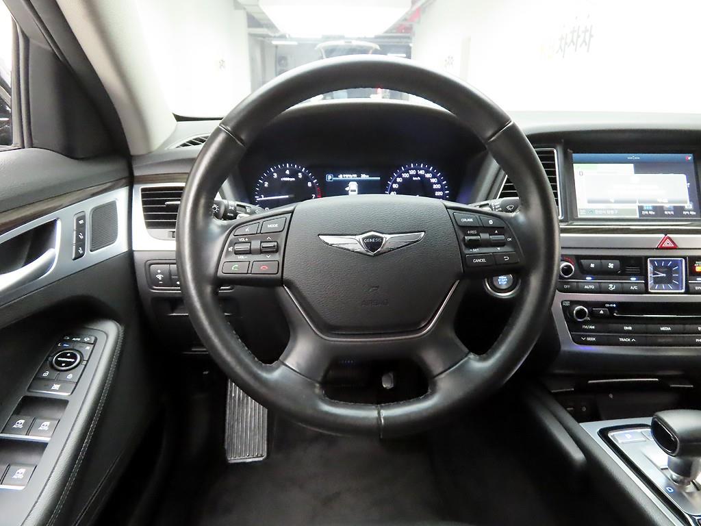 Genesis G80 - Vista 8