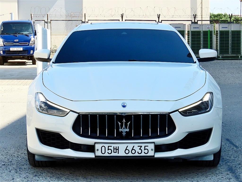 Maserati Ghibli
