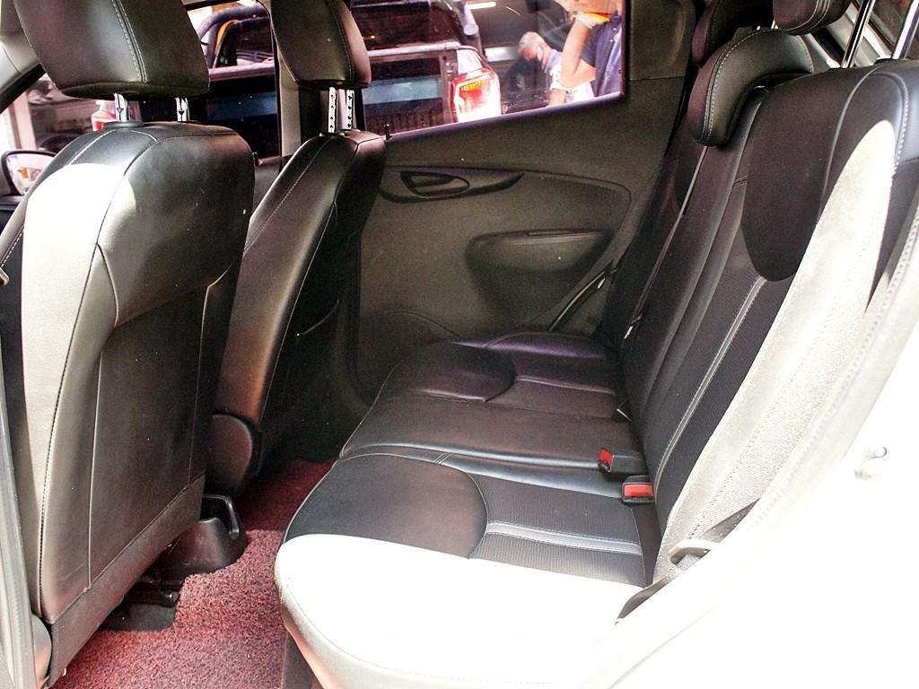 Chevrolet Spark - Vista 10