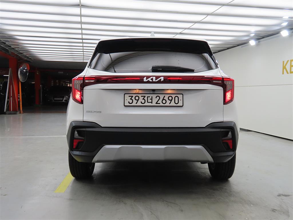 KIA Seltos - Vista 3