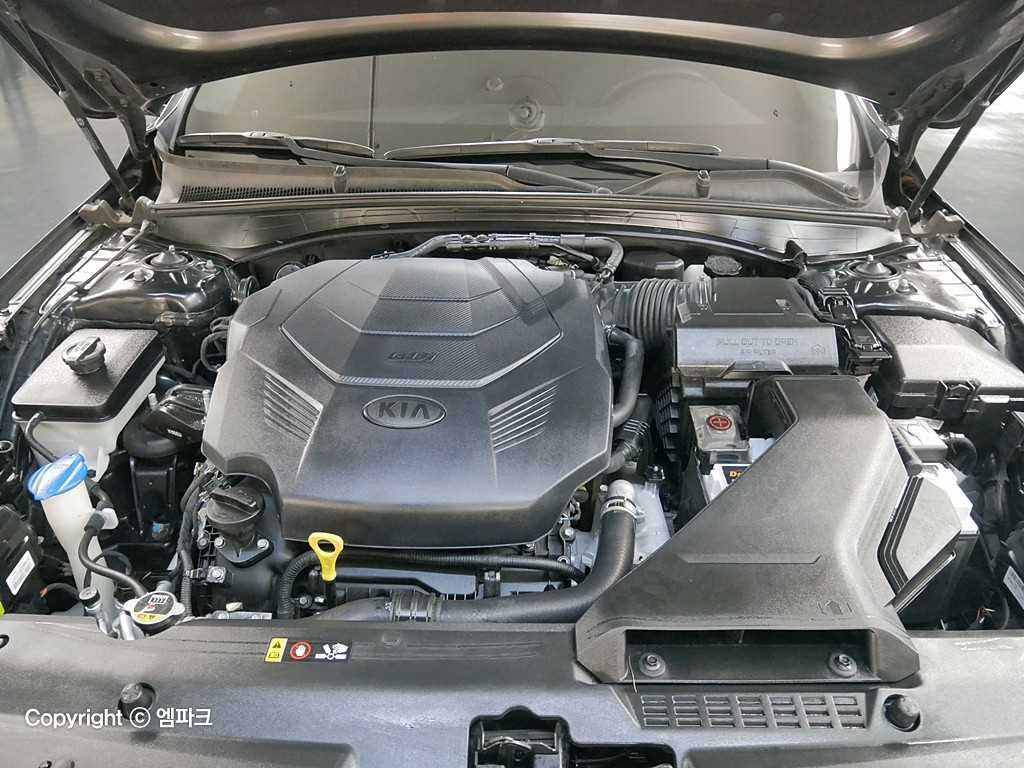 KIA K7 - Vista 5