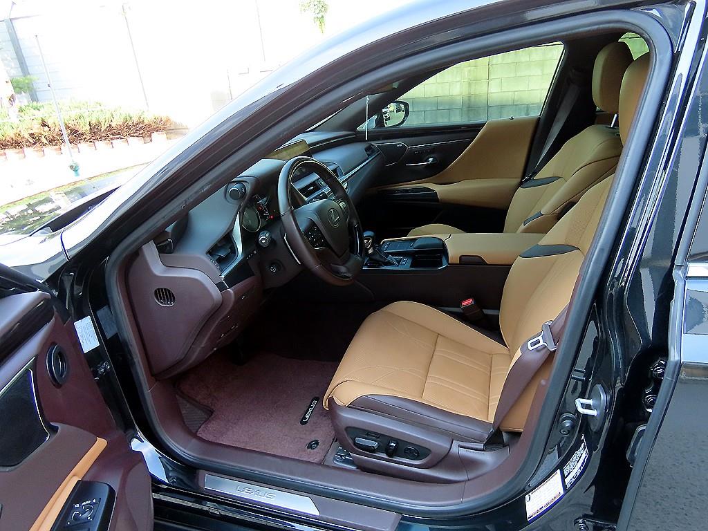 Lexus ES - Vista 5