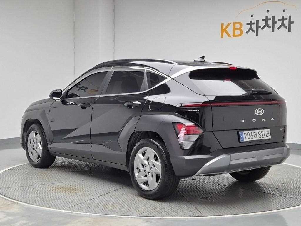 HYUNDAI Kona - Vista 2