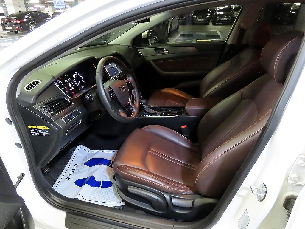 HYUNDAI Sonata - Vista 6