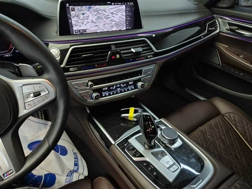 BMW 7 Series - Vista 10