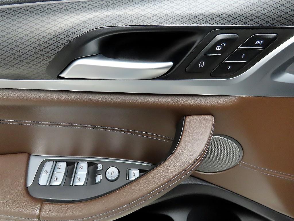 BMW X4 - Vista 11