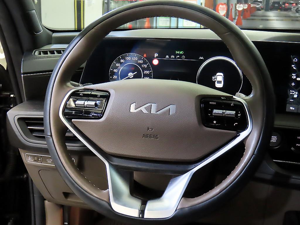 KIA K8 - Vista 8