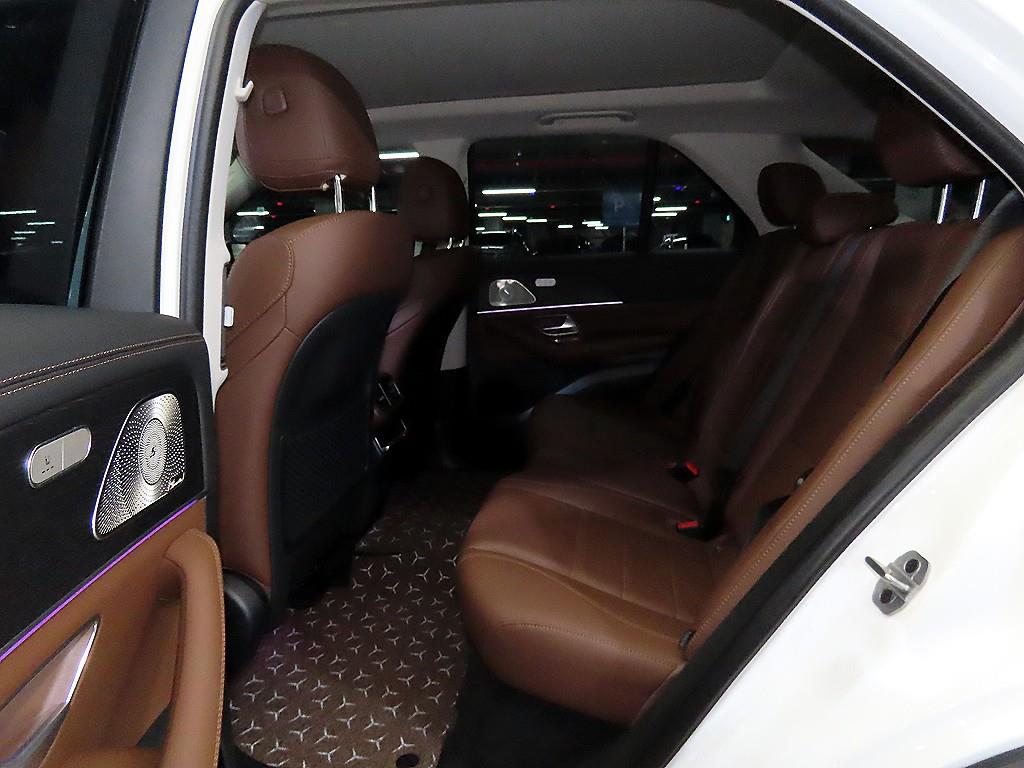 Mercedes Benz GLE Class - Vista 7