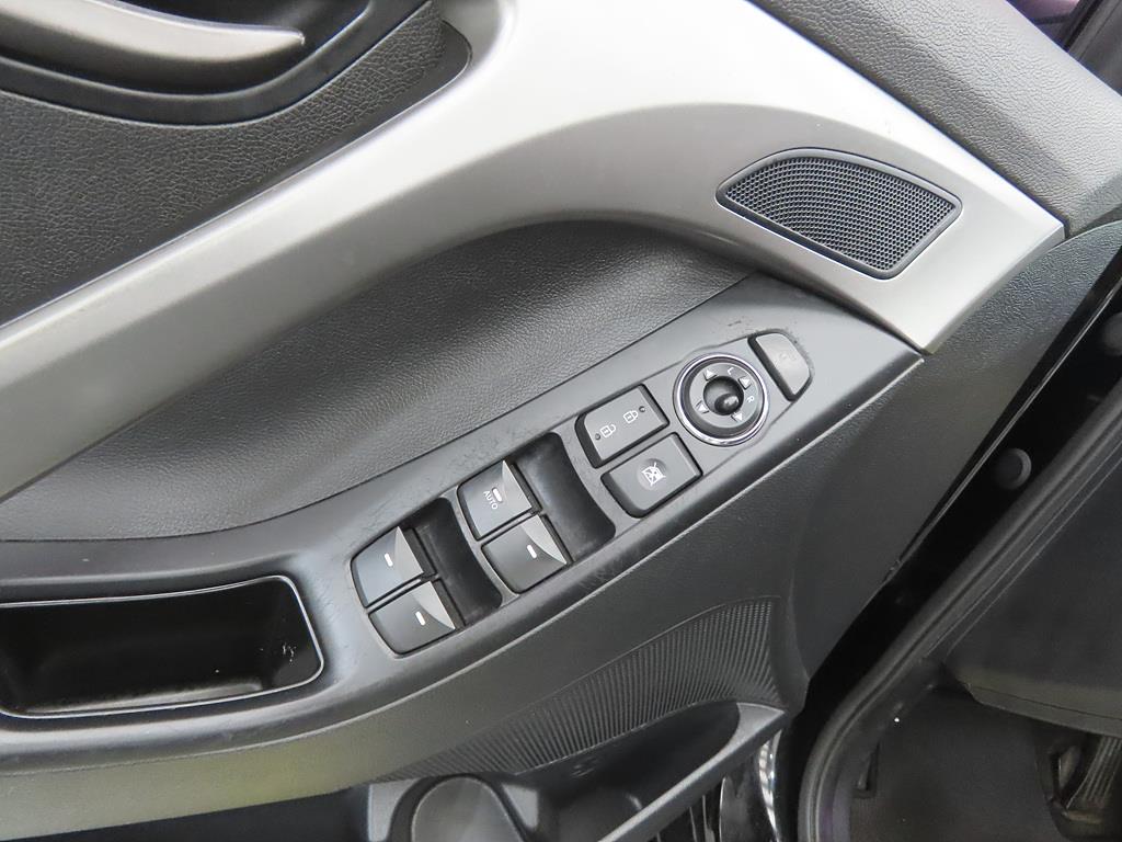 HYUNDAI Avante - Vista 12
