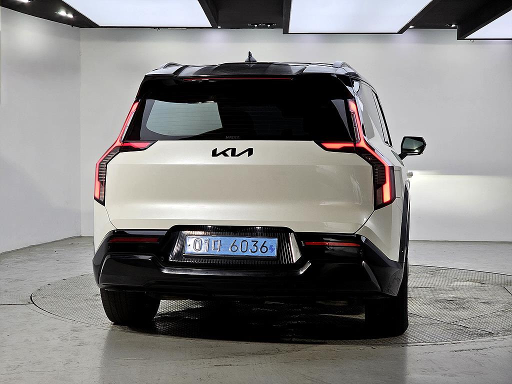KIA EV9 - Vista 3
