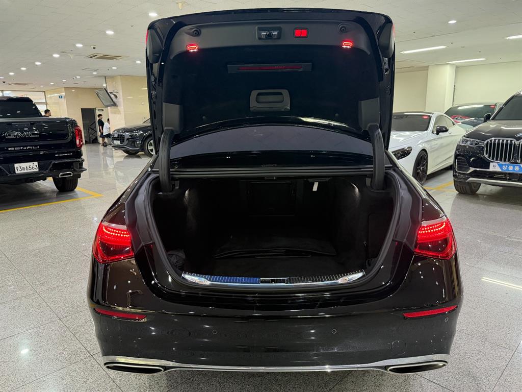 Mercedes Benz S Class 2021 Negro - Importación desde Corea - HF Imports Iquique - Foto 19
