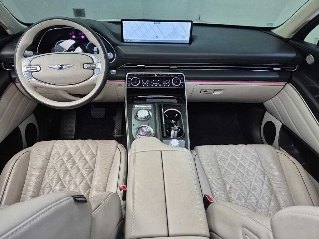 Genesis GV80 - Vista 7