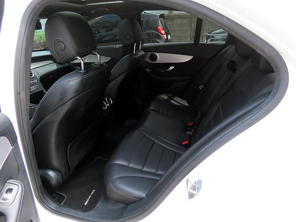 Mercedes Benz C Class - Vista 6