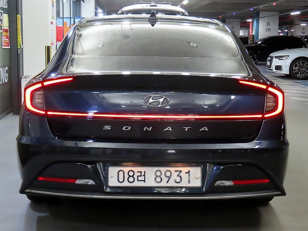 HYUNDAI Sonata - Vista 5