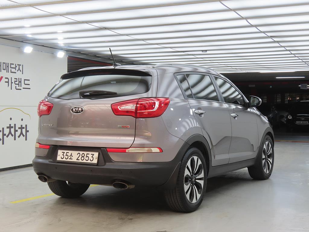 KIA Sportage - Vista 4