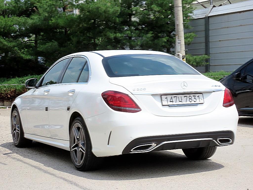 Mercedes Benz C Class - Vista 3