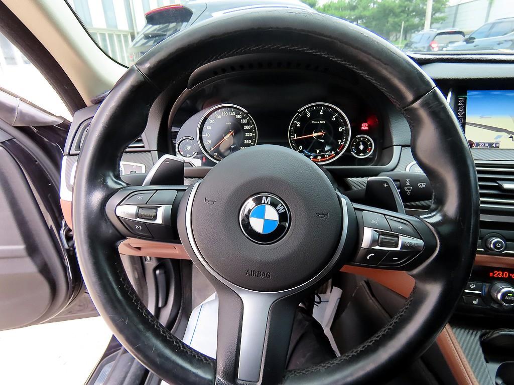 BMW 5 Series - Vista 8