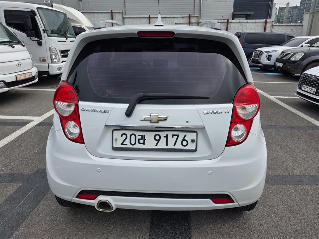 Chevrolet Spark - Vista 3