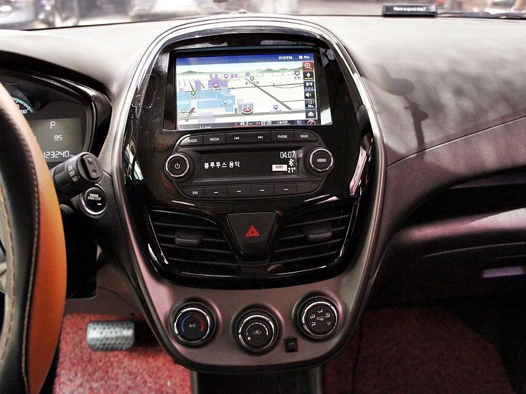 Chevrolet Spark 2019 Blanco - Importación desde Corea - HF Imports Iquique - Foto 10