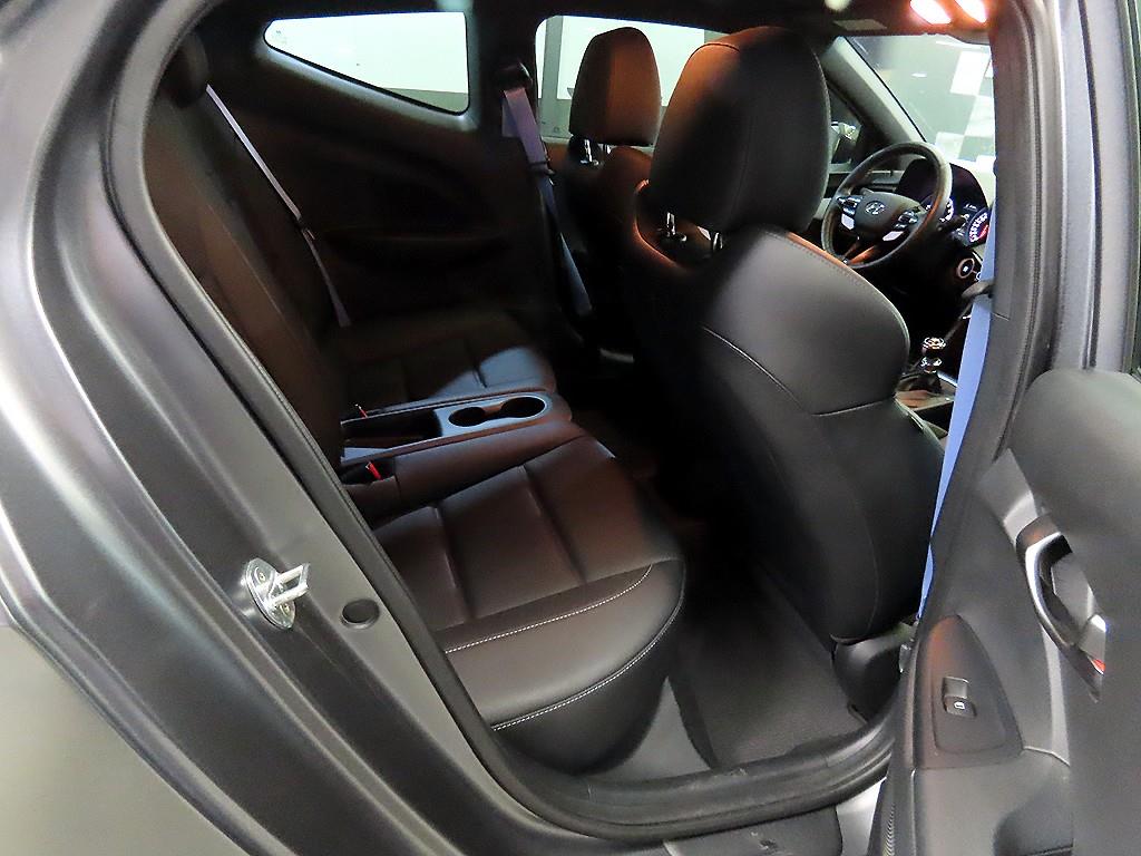 HYUNDAI Veloster - Vista 7