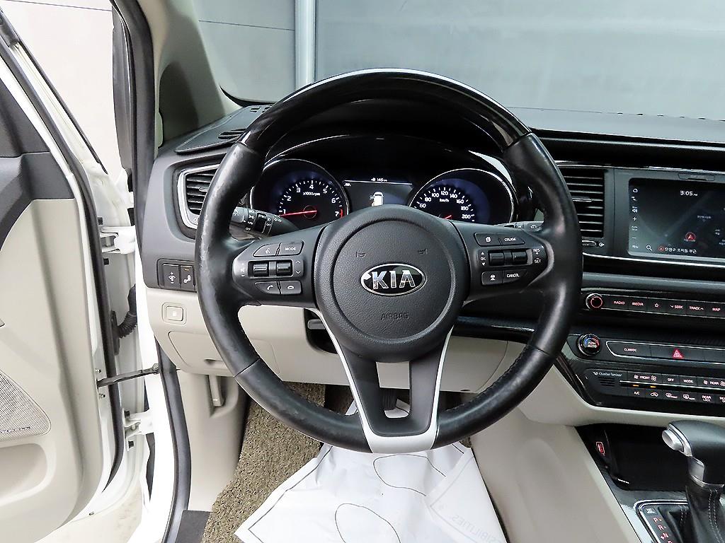KIA Carnival 2019 Blanco - Importación desde Corea - HF Imports Iquique - Foto 9