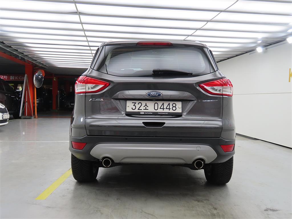 Ford Kuga - Vista 3