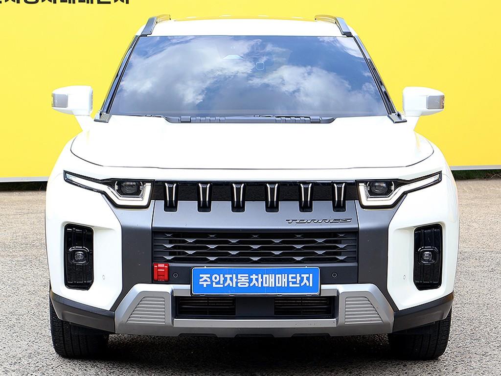 Ssangyong Torres 2023 Blanco - Importación desde Corea - HF Imports Iquique - Foto 1