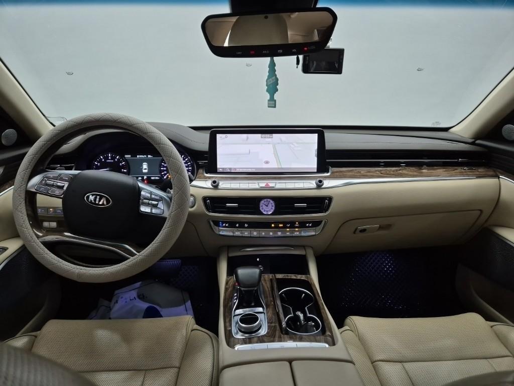 KIA K9 - Vista 7