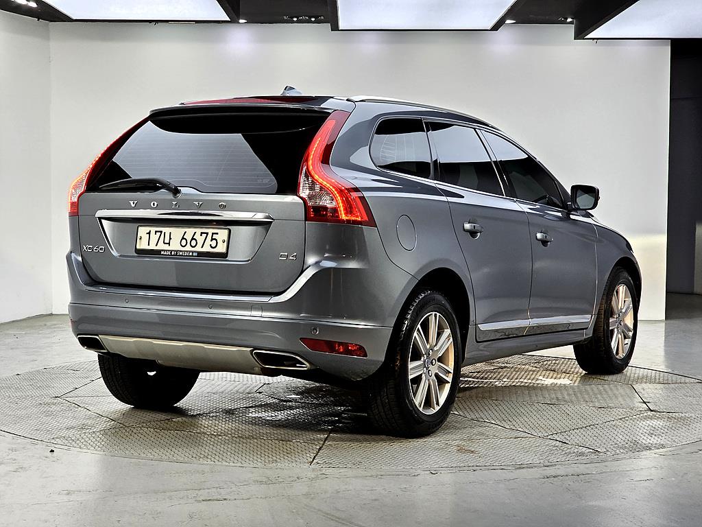 Volvo XC60 - Vista 4