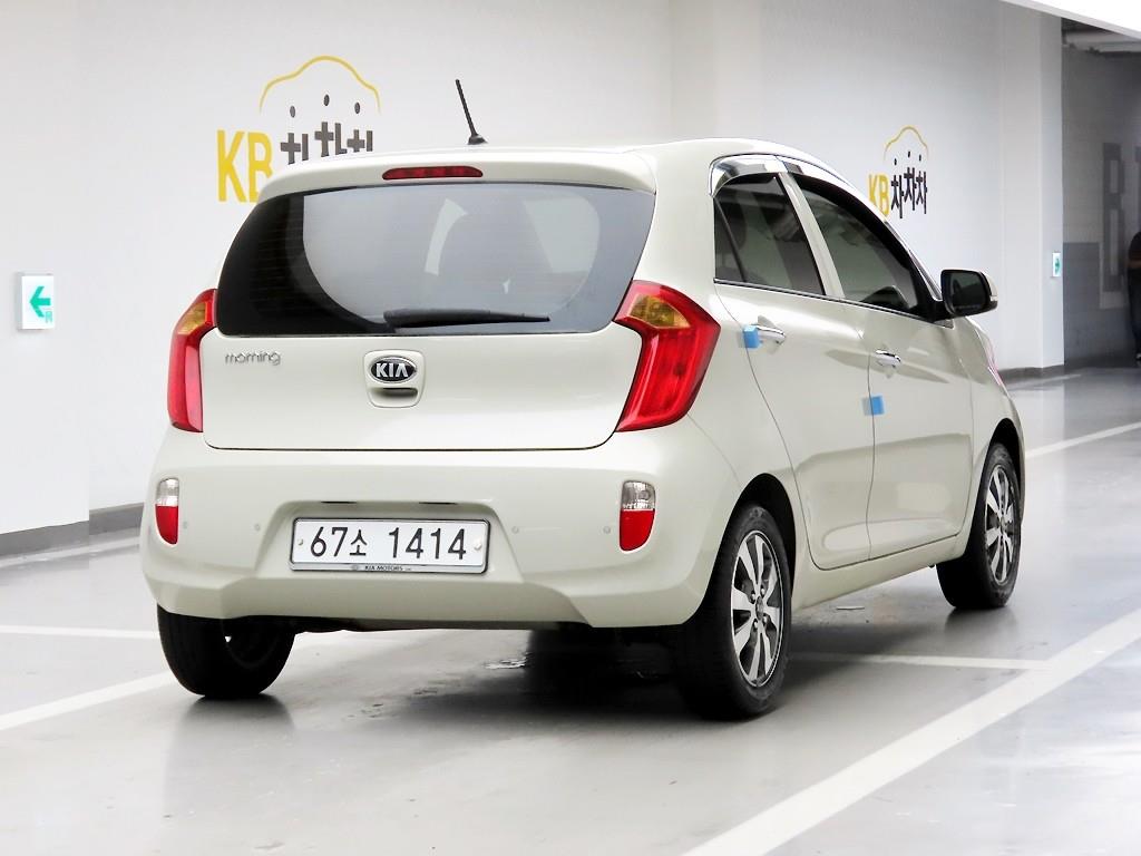 KIA Morning - Vista 4