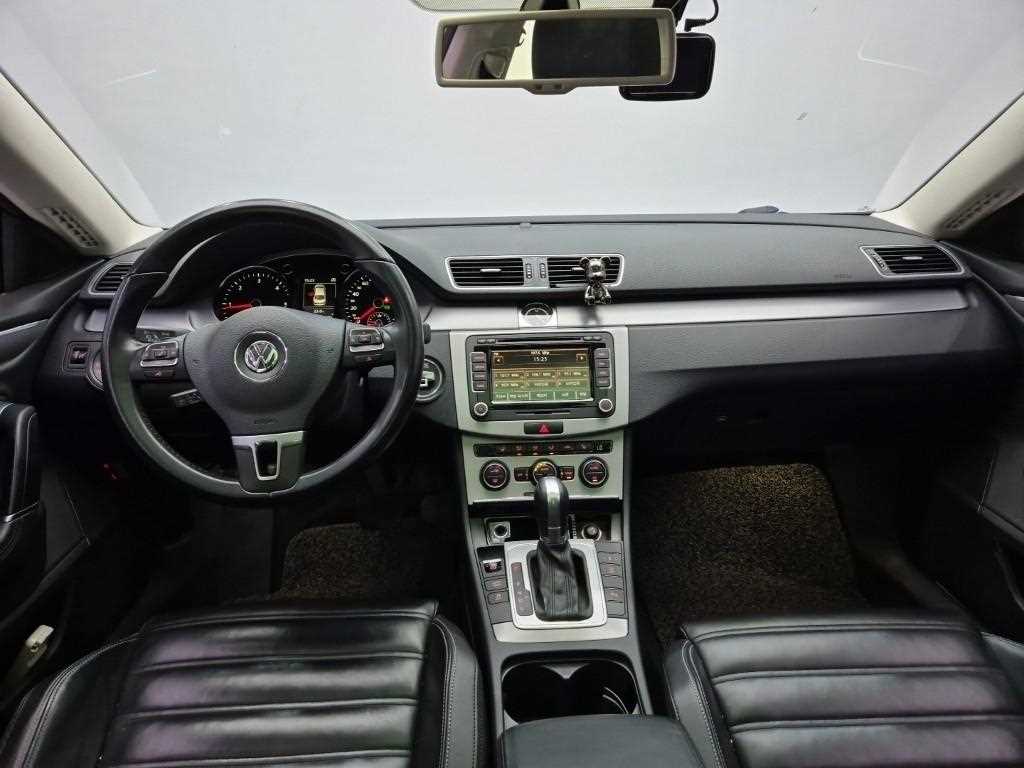 Volkswagen CC - Vista 9