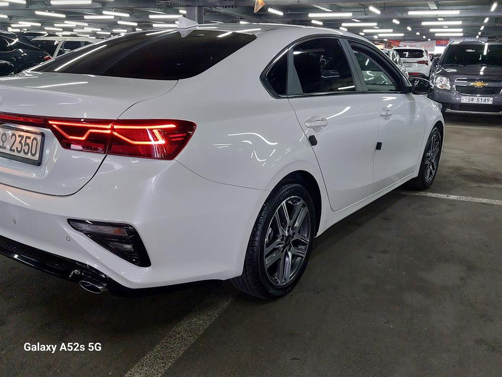 KIA K3 - Vista 4