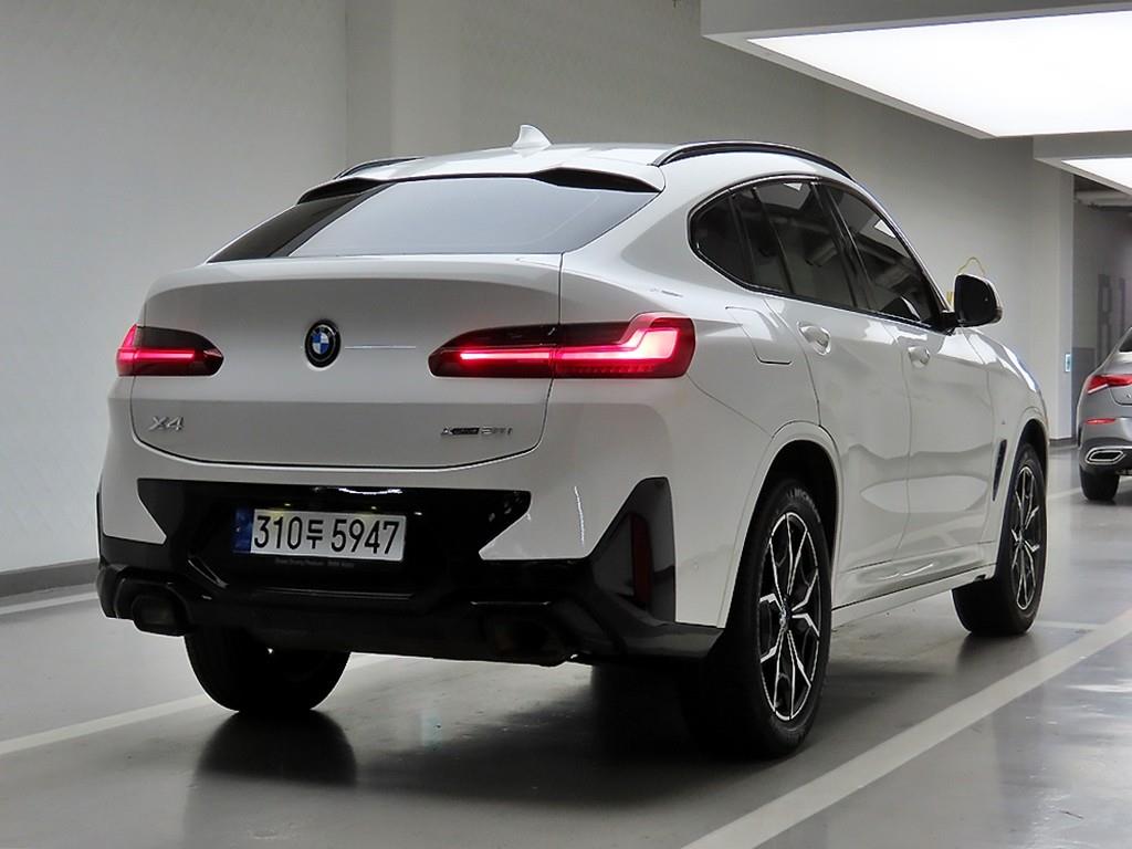 BMW X4 - Vista 4