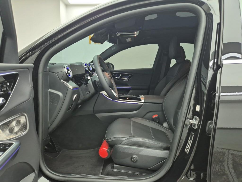 Mercedes Benz GLC Class - Vista 11