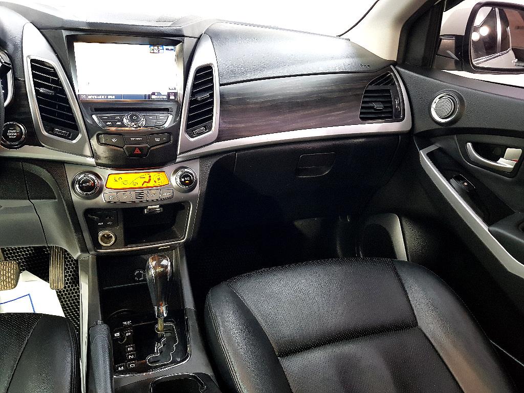 Ssangyong Korando - Vista 10
