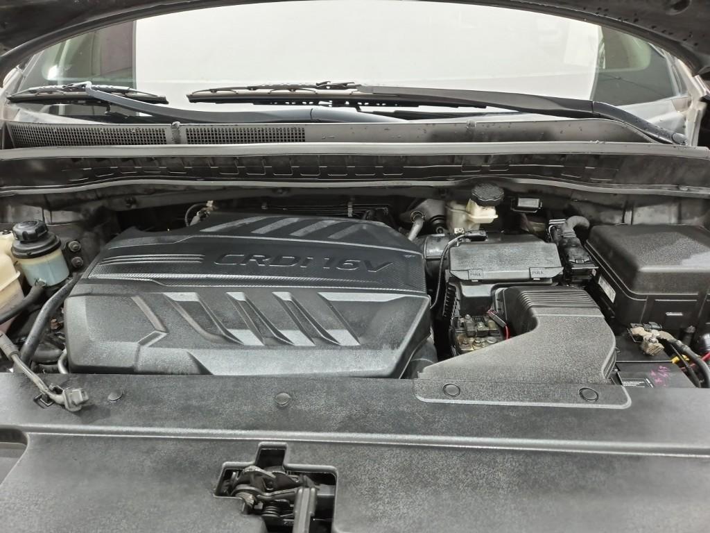 KIA Carnival - Vista 5