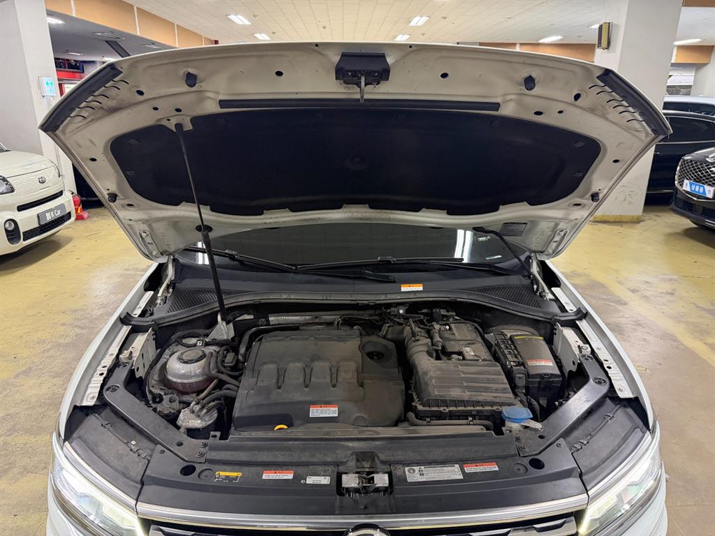 Volkswagen Tiguan 2020 Blanco - Importación desde Corea - HF Imports Iquique - Foto 18