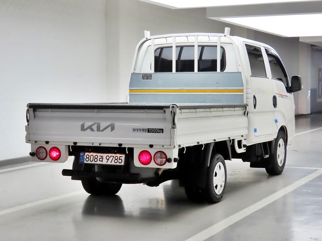Small Truck Cargo (small) - Vista 4