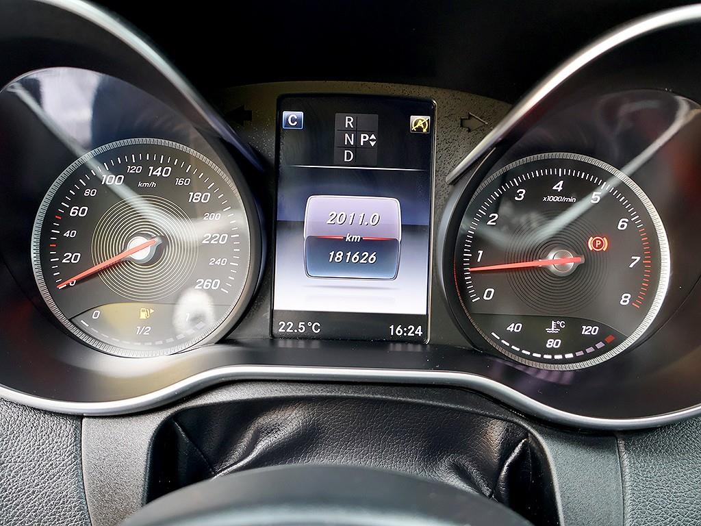 Mercedes Benz C Class - Vista 11
