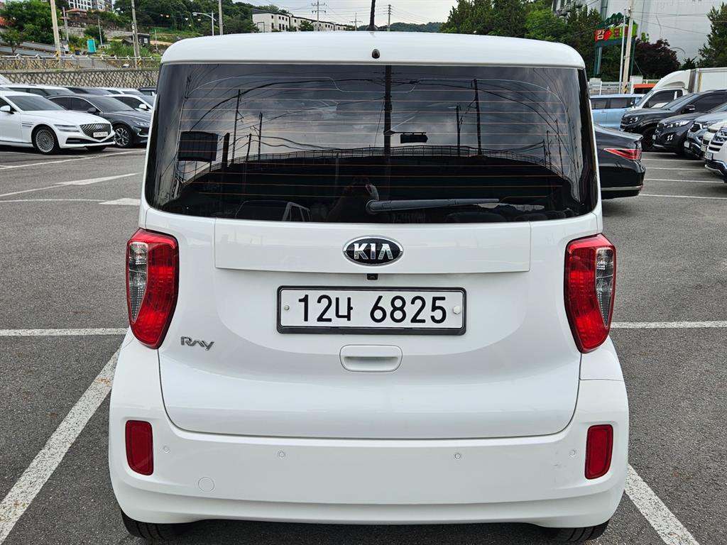 KIA Ray - Vista 4