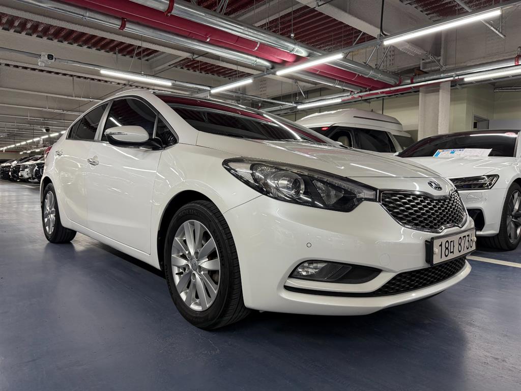 KIA K3 - Vista 3