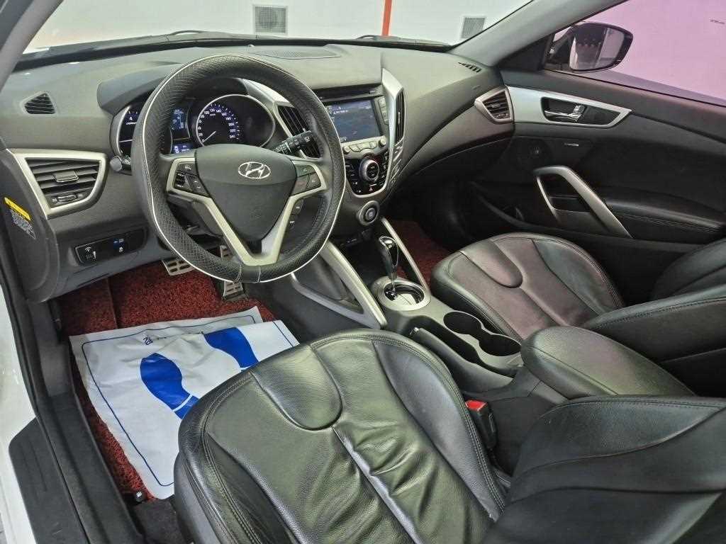 HYUNDAI Veloster - Vista 7