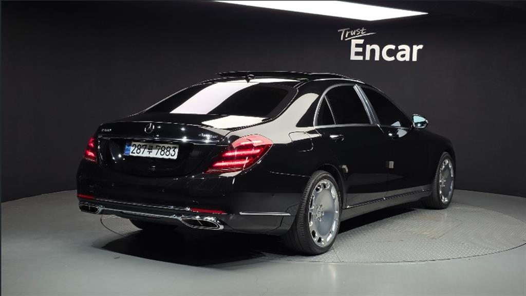 Mercedes Benz S Class - Vista 3