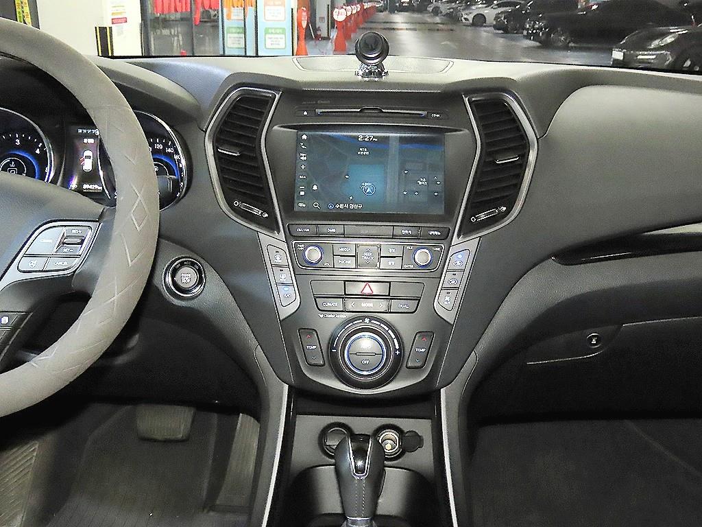 HYUNDAI Maxcruz - Vista 11