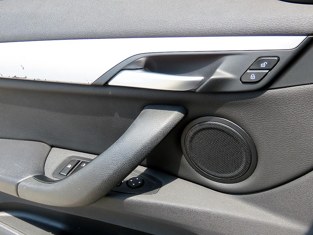 BMW X1 - Vista 11